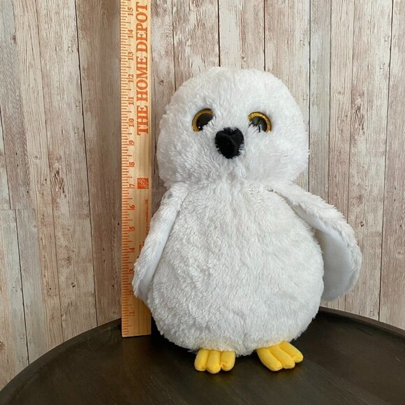 Wizarding World of Harry Potter Hedwig the Snow Owl Stuffed Plush Animal Toy - Picture 8 of 8